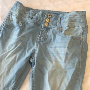 Unused Wallflower Jeans